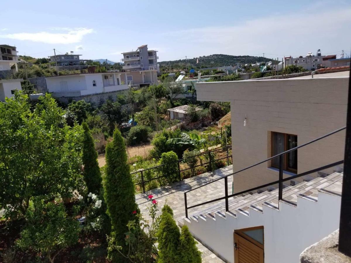 Guesthouse Aleks Ksamil Bagian luar foto