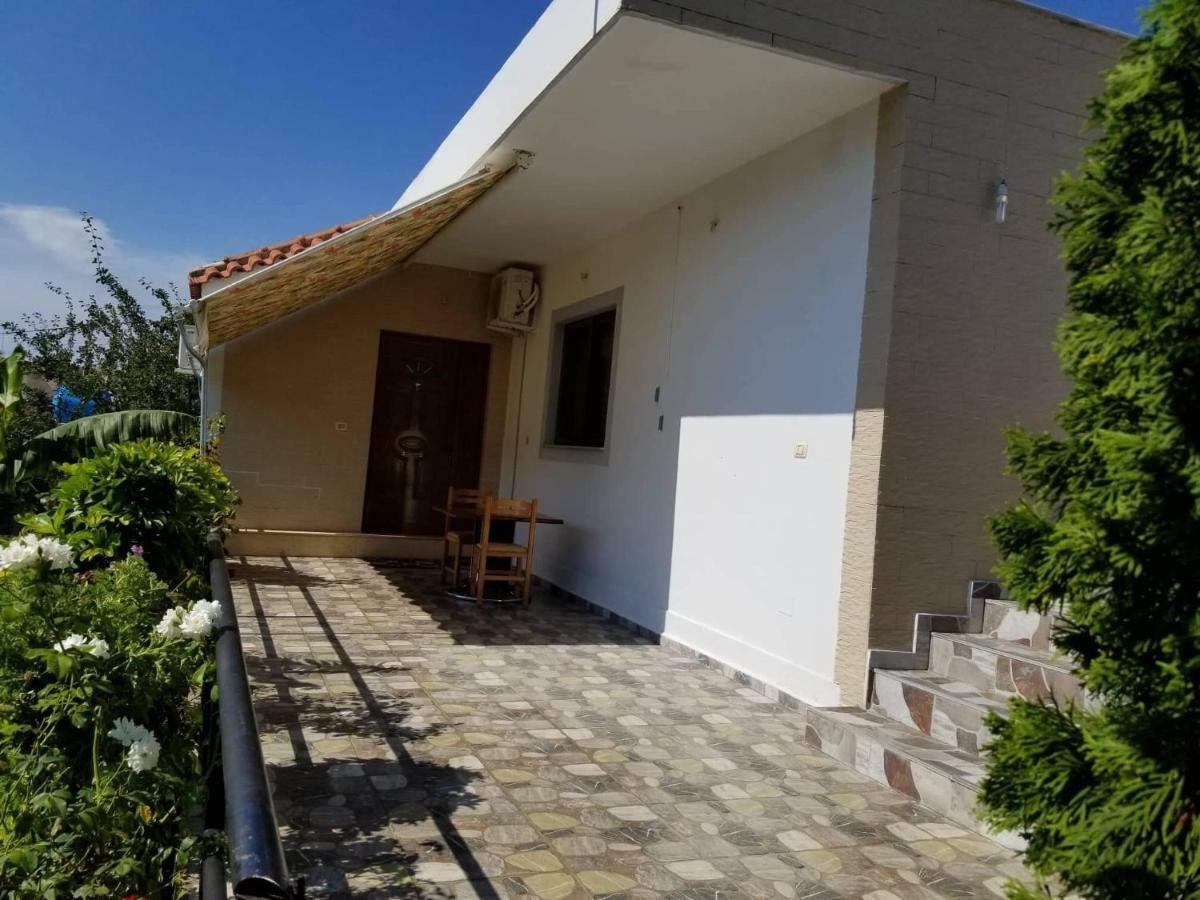 Guesthouse Aleks Ksamil Bagian luar foto